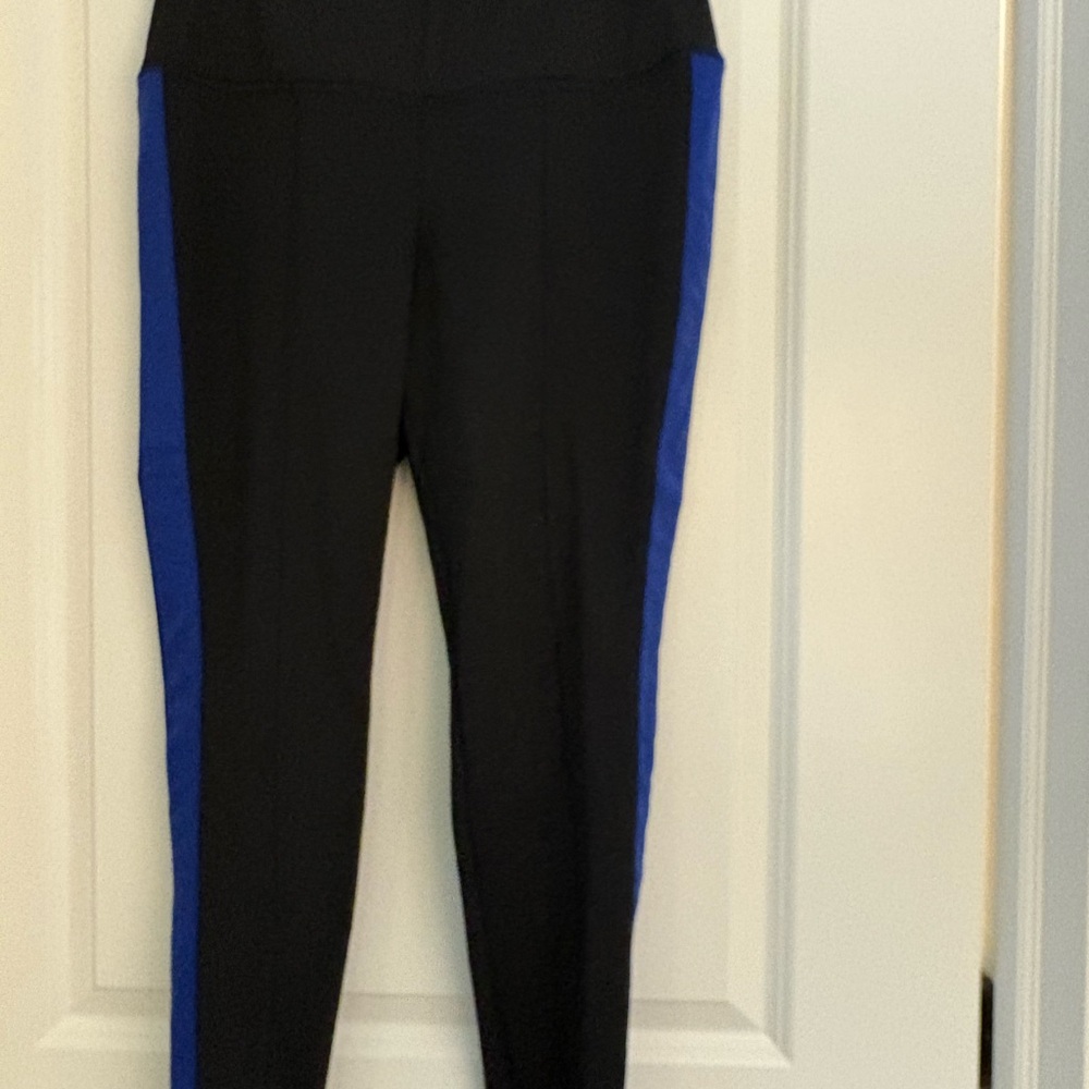 T By Talbots Black Fleece Leggings with Blue Side Stripes